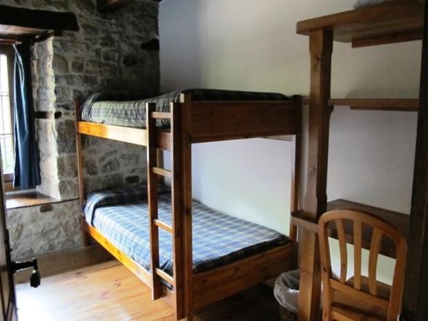 Albergue Turistico Valdebaro Camaleno Room photo